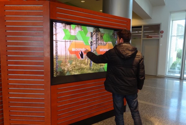Interactive screen in lobby